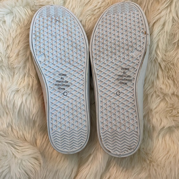 Floral slip on shoes - Picture 4 of 4